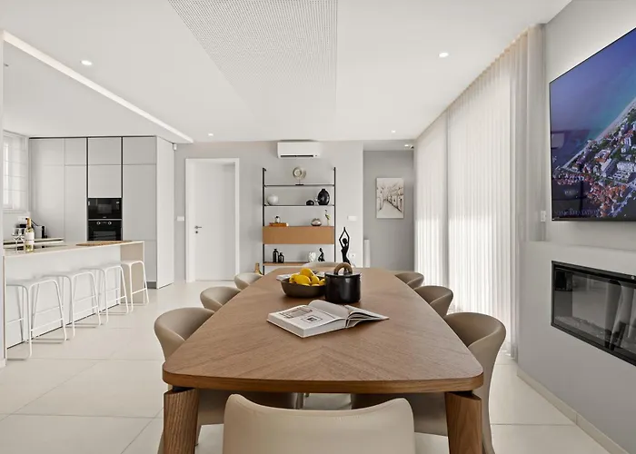 Callera Βίλα Πούλα